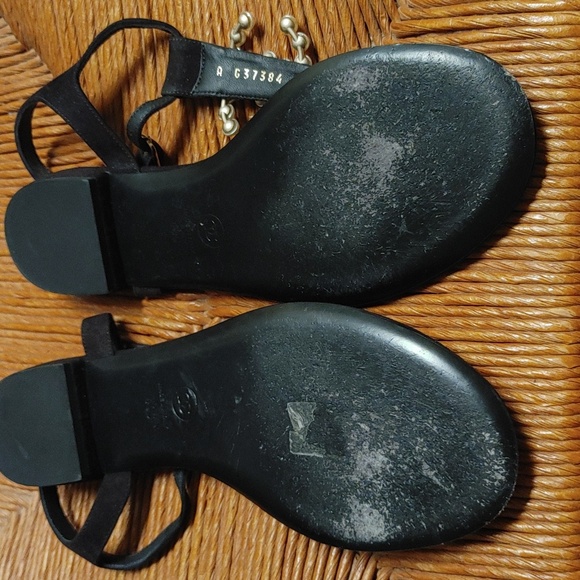 CHANEL Thongs Black Interlocking C Size 40 - Picture 7 of 15